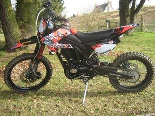 Dirt bike APOLLO AMD8 250cc préparé-photo1